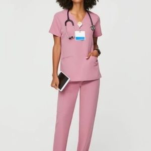 Figs Chalk Pink Casma Top